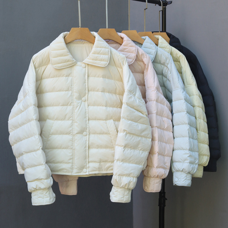 Lightweight down Jacket for Women, 2026 New Winter Short Style with Turn-Down Collar, White Duck Down, Lightweight and Warm, Loose-Fitting Coat