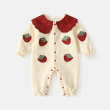 婴儿连体衣冬季加绒前开扣娃娃领小草莓女宝宝衣服加厚外出服装