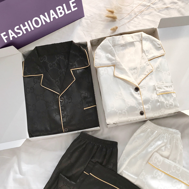 Pijamas de pareja para mujer en primavera y otoño, ropa de dormir de seda de manga larga para hombre, nueva colección 2025, tallas grandes.