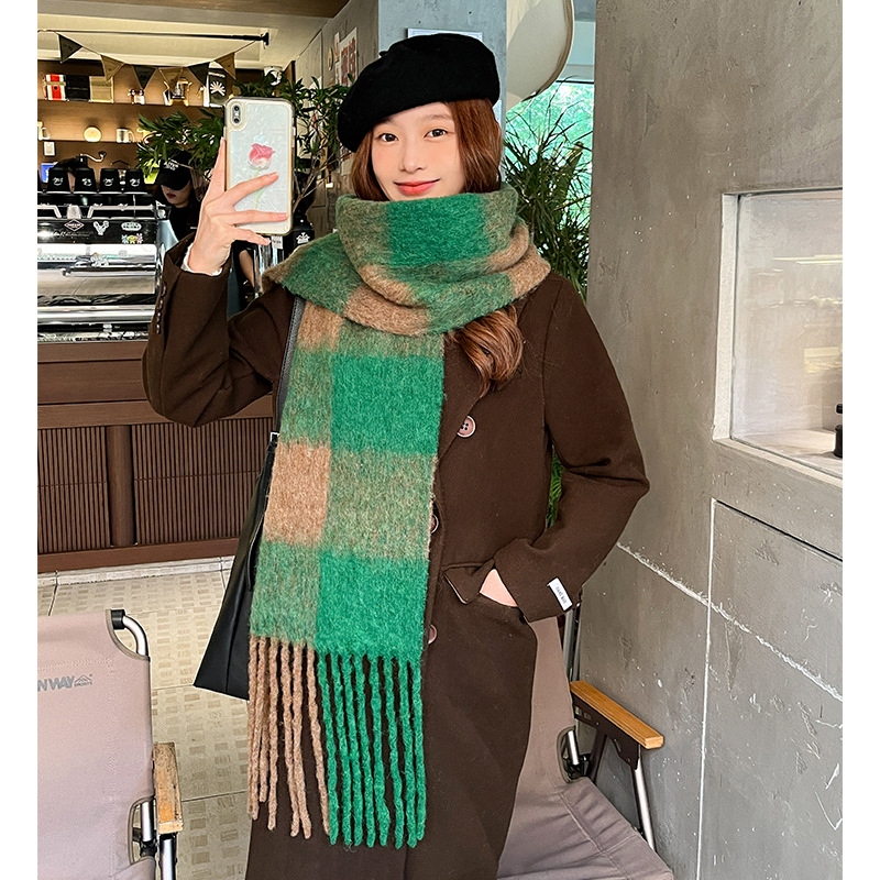 New Korean style retro mohair scarf women's autumn and winter versatile fashion plaid scarf women's celebrity same shawl