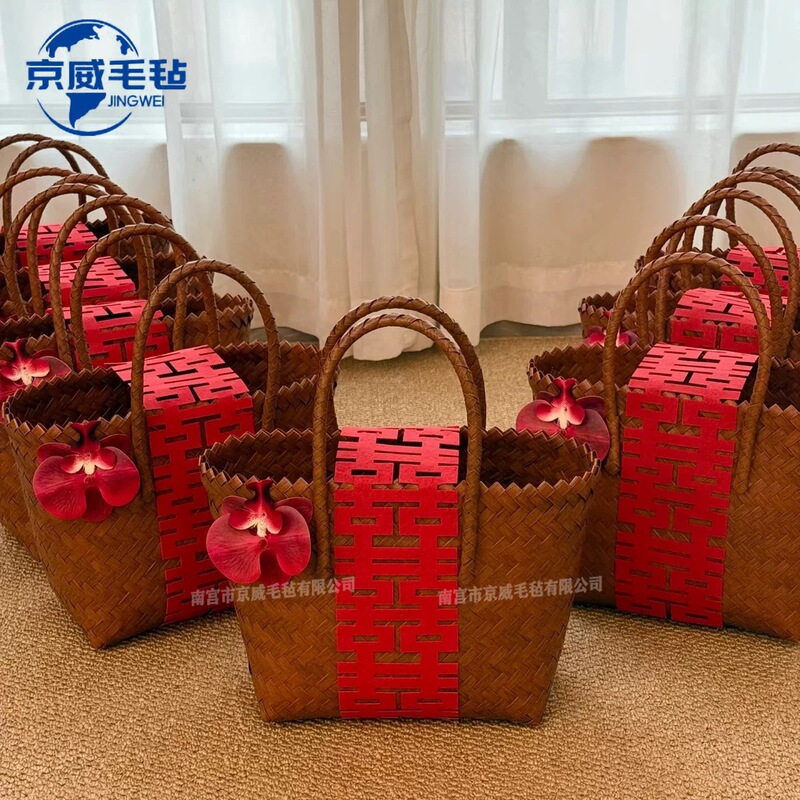 Thickened Velvet Felt Waistband with Double Happiness Character, New Chinese-Style Wedding and Engagement Gift, Holiday Gift Box with Double Happiness and Fortune Characters