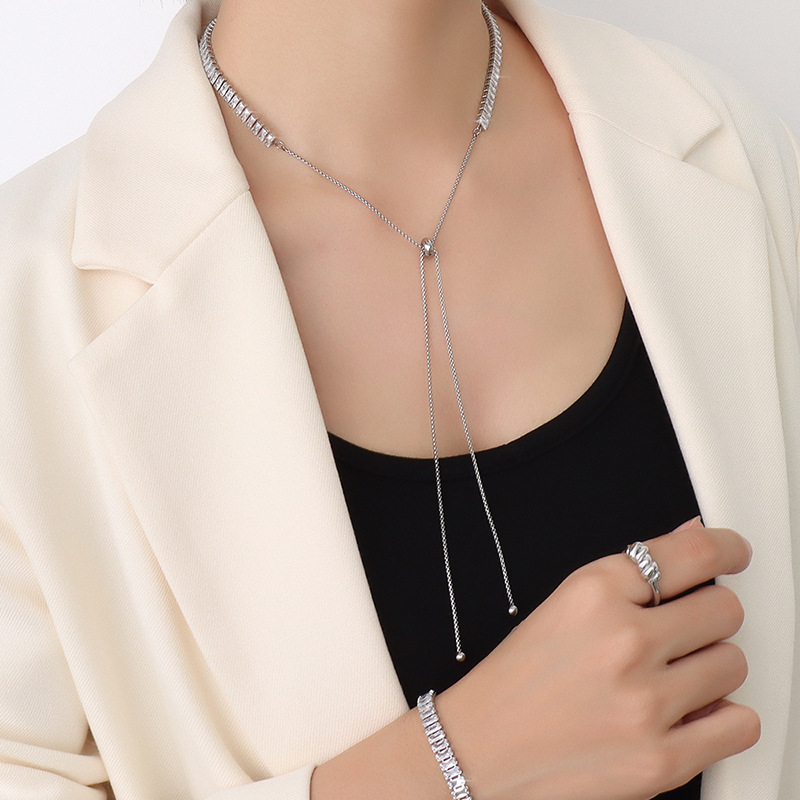 Marka francés ins estilo chocker simple estrellado ZIRCON Titanium acero luz lujo traje avanzado E285-P190