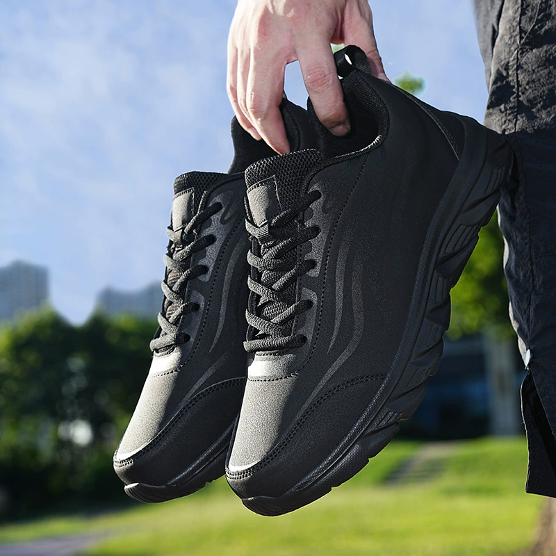 Мужские кроссовки для спорта и отдыха на весну и осень, повседневная обувь для мужчин, мягкая подошва, удобные и универсальные.
