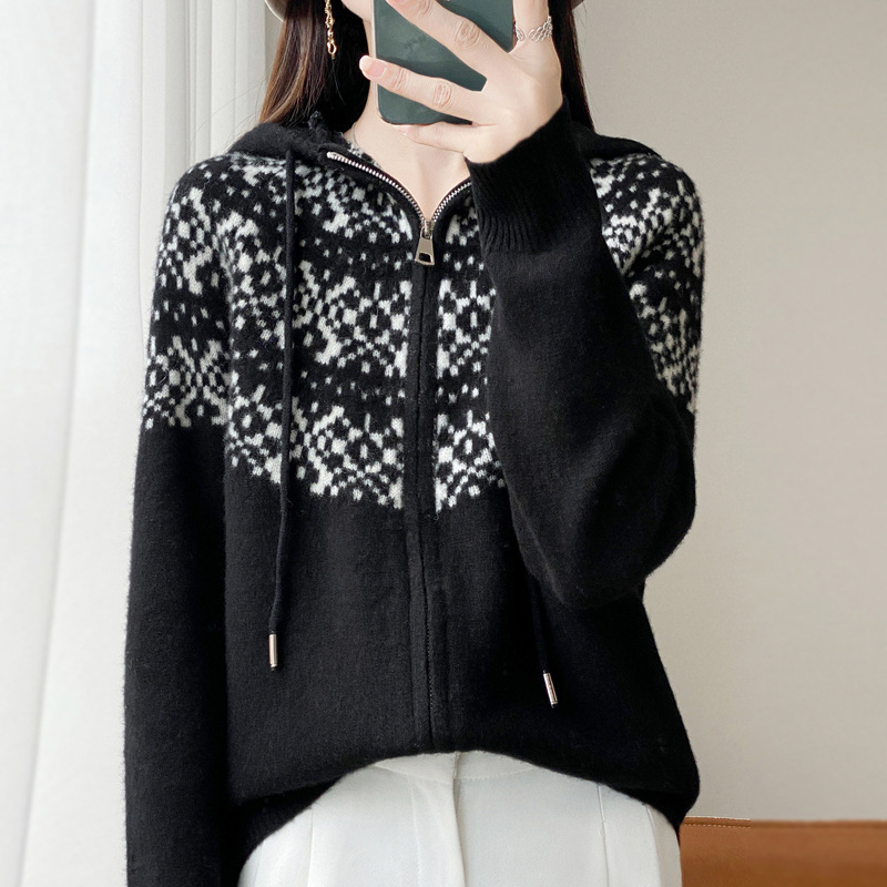 2025 New Autumn and Winter Pure Wool Seven-Needle Thickeneded Hooded Knitted Cardigan Double Zipper Fair Isle Jacquard Top 2025 New Autumn and Winter Pure Wool Seven-Needle Thickeneded Hooded Knitted Cardigan Double Zipper Fair Isle Jacquard Top