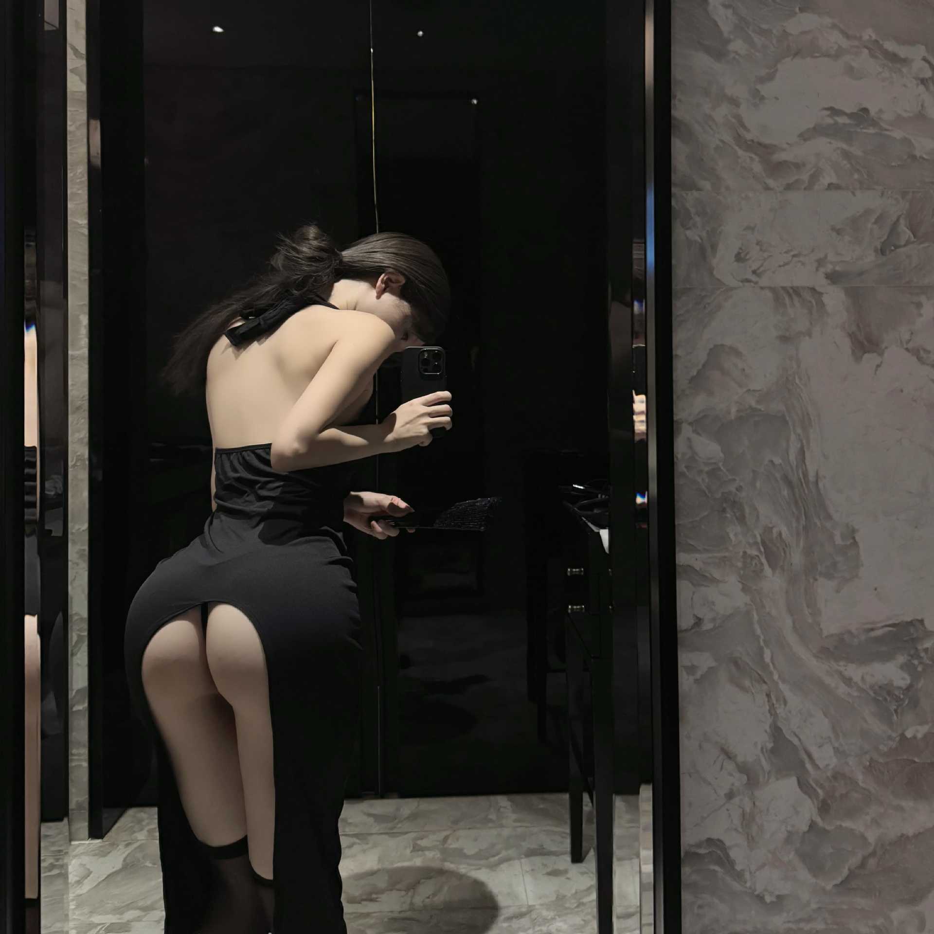 섹시한 속옷, 섹시한 새로운 프랑스 사교계 명사 딥 V 드레스, 핫한 소녀의 타이트한 나이트 클럽 백 잠옷, 중간 길이