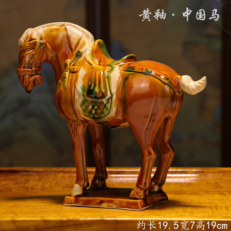Tang tres coloridos caballos cerámicos decoraciones del año del caballo seis caballos Museo de caballos chinos artesanías decoraciones de sala de estar