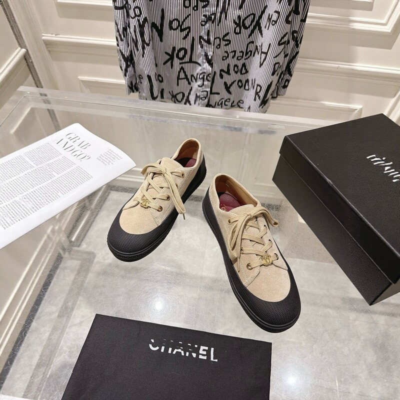 Chanel-style suede women's sneakers with round toe, flat sole, lace-up, casual sports shoes, versatile thick-soled single shoes