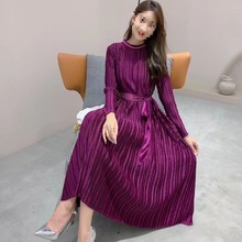 新款秋冬专柜长袖连衣裙中长款宽松显瘦毛衣女装