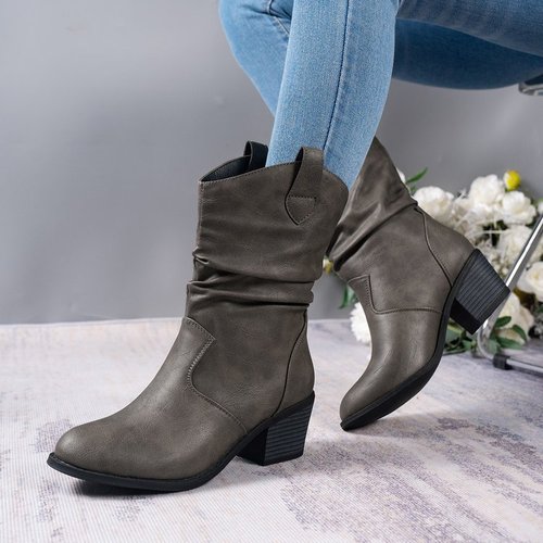 Stylish Western cowboy-inspired retro fabric-toe-toe ankle boots for women with a large size pointed toe and thick soles.