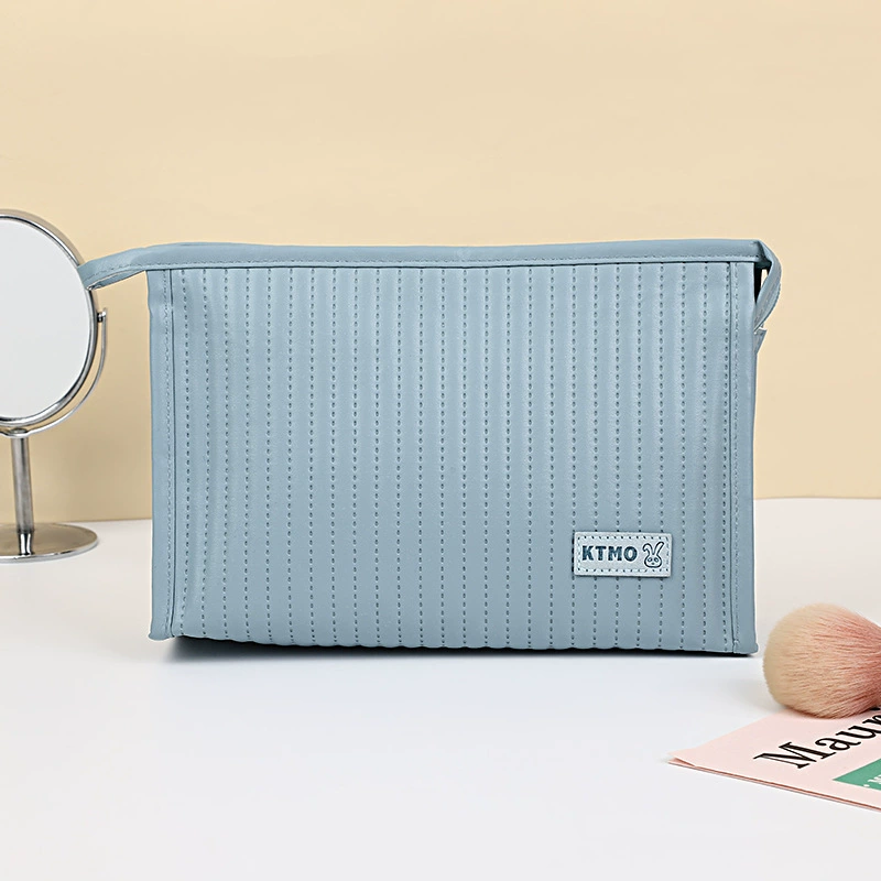 Polyurethane Cosmetic Bag, Handheld Waterproof Organizer, Spacious 24.2×19.6×3.6 cm