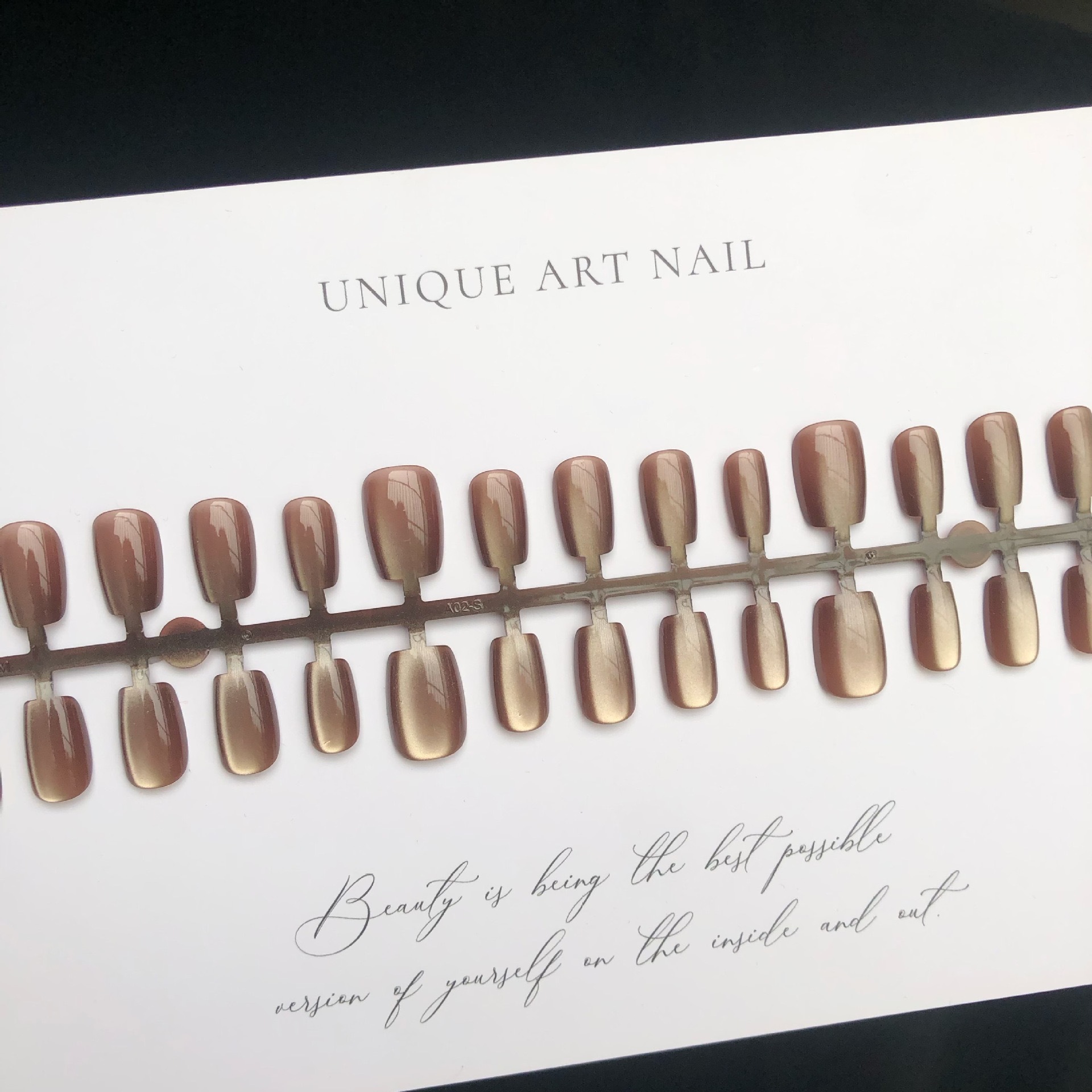 WY063 카라멜 캣아이: 네이키드 스트립 30개 [XS/S/M]