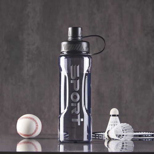 Large-capacity sports water bottle, shockproof and leak-proof plastic summer cup, suitable for men, high-temperature resistant PC space water cup