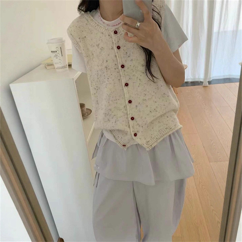 韩系设计感花线点点彩扣卷边圆领针织开衫马甲女叠穿外搭毛衣背心|undefined