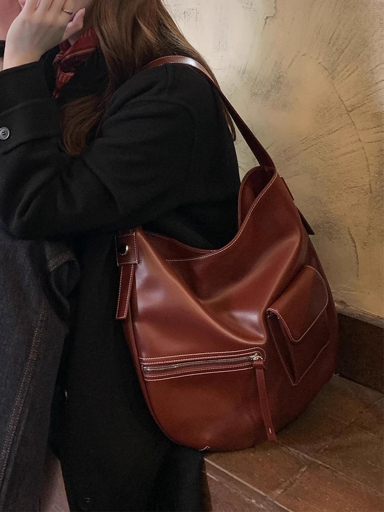 Women's Red Soft Leather Tote Bag 2025 New Arrival Large Capacity Vintage Commuter Handbag Shoulder Underarm Hobo Bag - Thumbnail 6