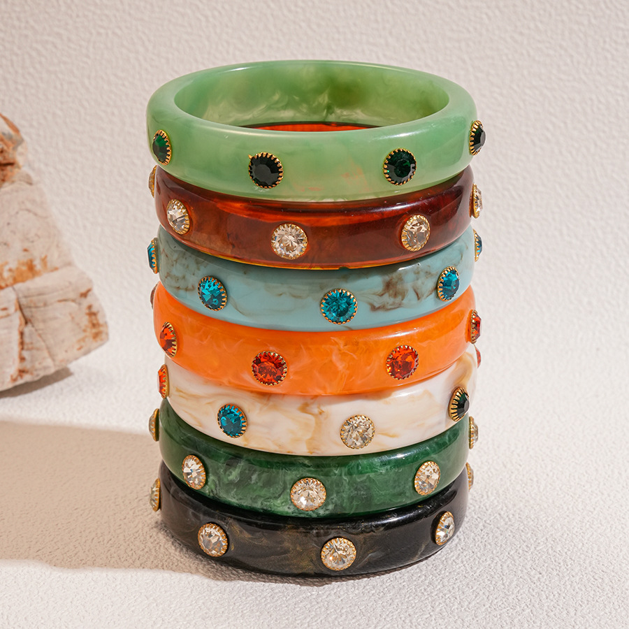 Brazalete de color geométrico de diamantes acrílico europeo y americano personalidad transfronteriza simple pulsera de nicho lujoso ligero de alta sensación de brazalete