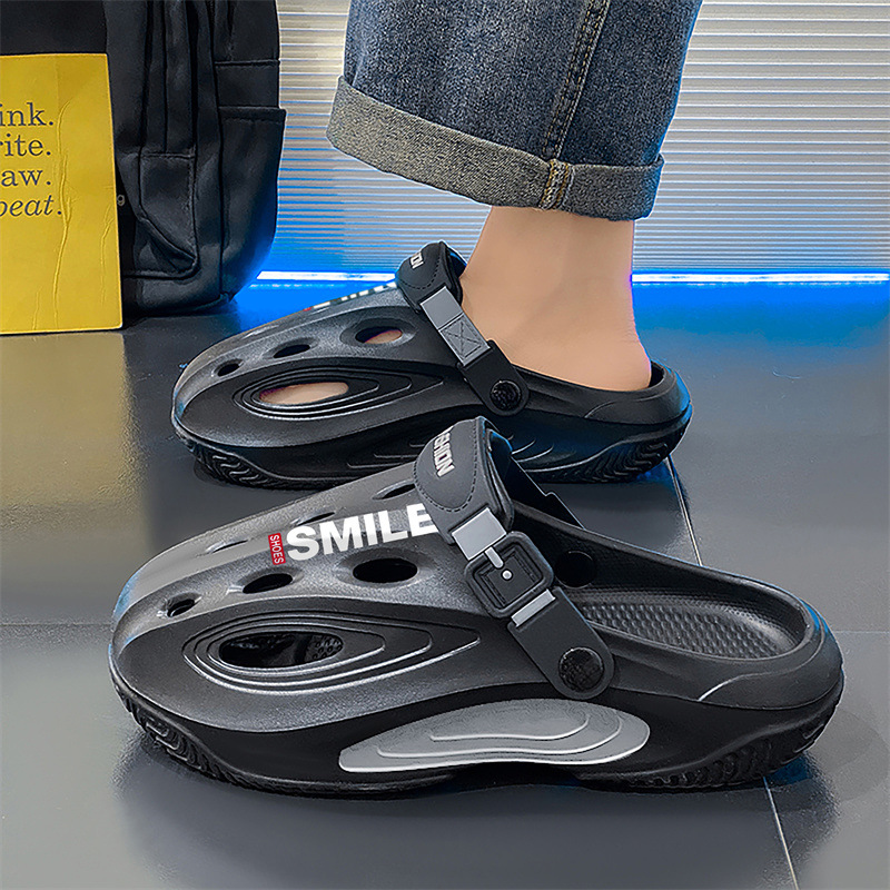 Zapatos con agujeros para hombres 2025 verano ocio para estudiantes vadeo en la playa, suela gruesa ligera, zapatillas Baotou