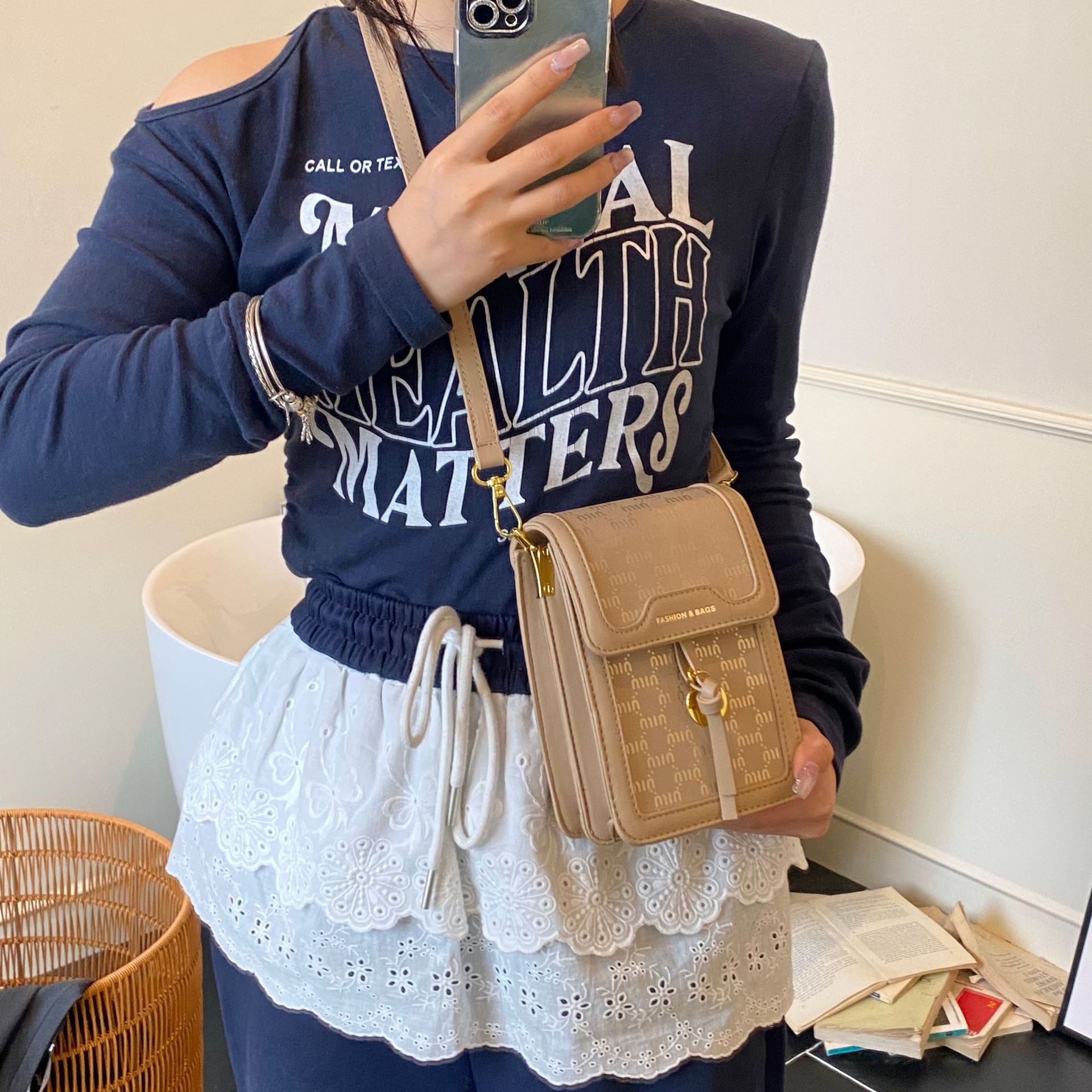 Bolso mini de moda para mujeres 2025 verano nuevo estilo de alto nivel de estilo extranjero versátil bolso de hombro bolso móvil