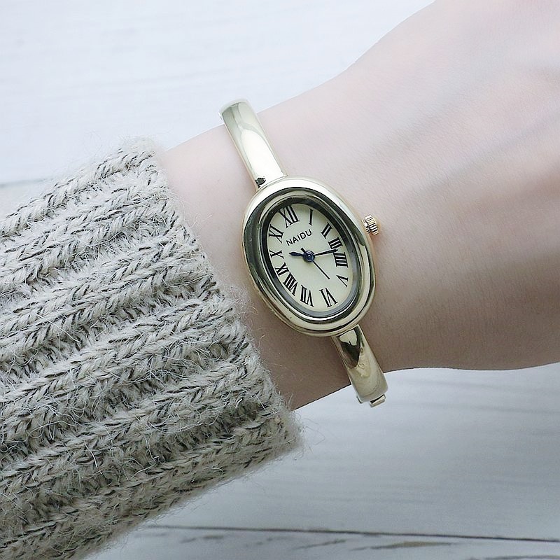 Bracelet Watch Literary Style Student Quartz Watch Gold Oval Fashion Girls Watch Roman Dial Ladies Gold Watch