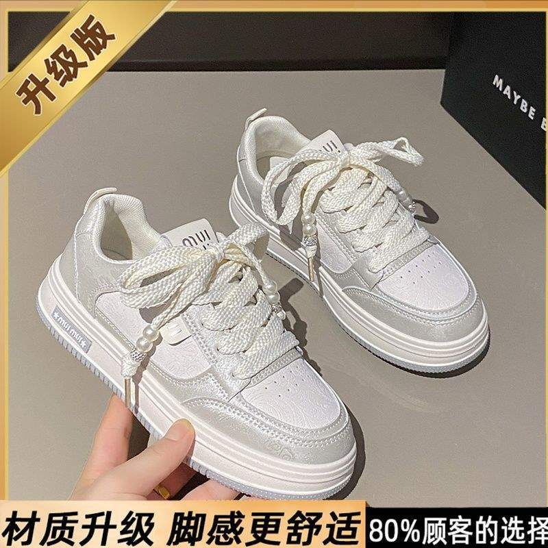 Yang Mi mismo estilo zapatos de mujer 2025 primavera y otoño nuevos zapatos casuales de suela gruesa zapatos de tabla ins zapatos blancos transpirables de todo fósforo mujeres