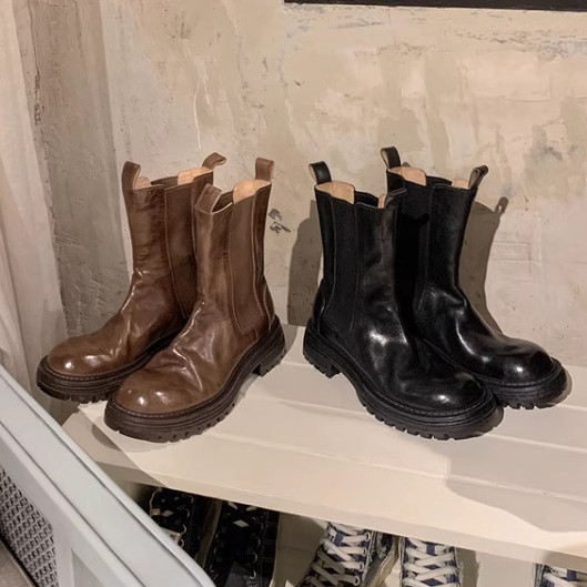 New Autumn and Winter Women's Boots ~ Washed Horsehide Pleated Thick-Soled Chelsea Elastic Martin Short Boots for Women, Chimney Boots for Women