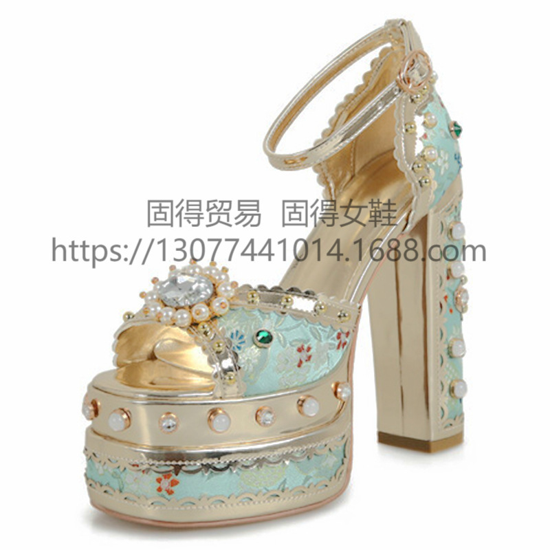 European and American Fashion Show Platform Women's Sandals Palace Style Thick Heel Sandals Rhinestone Pearl Buckle Shoes European and American Fashion Show Platform Women's Sandals Palace Style Thick Heel Sandals Rhinestone Pearl Buckle Shoes
