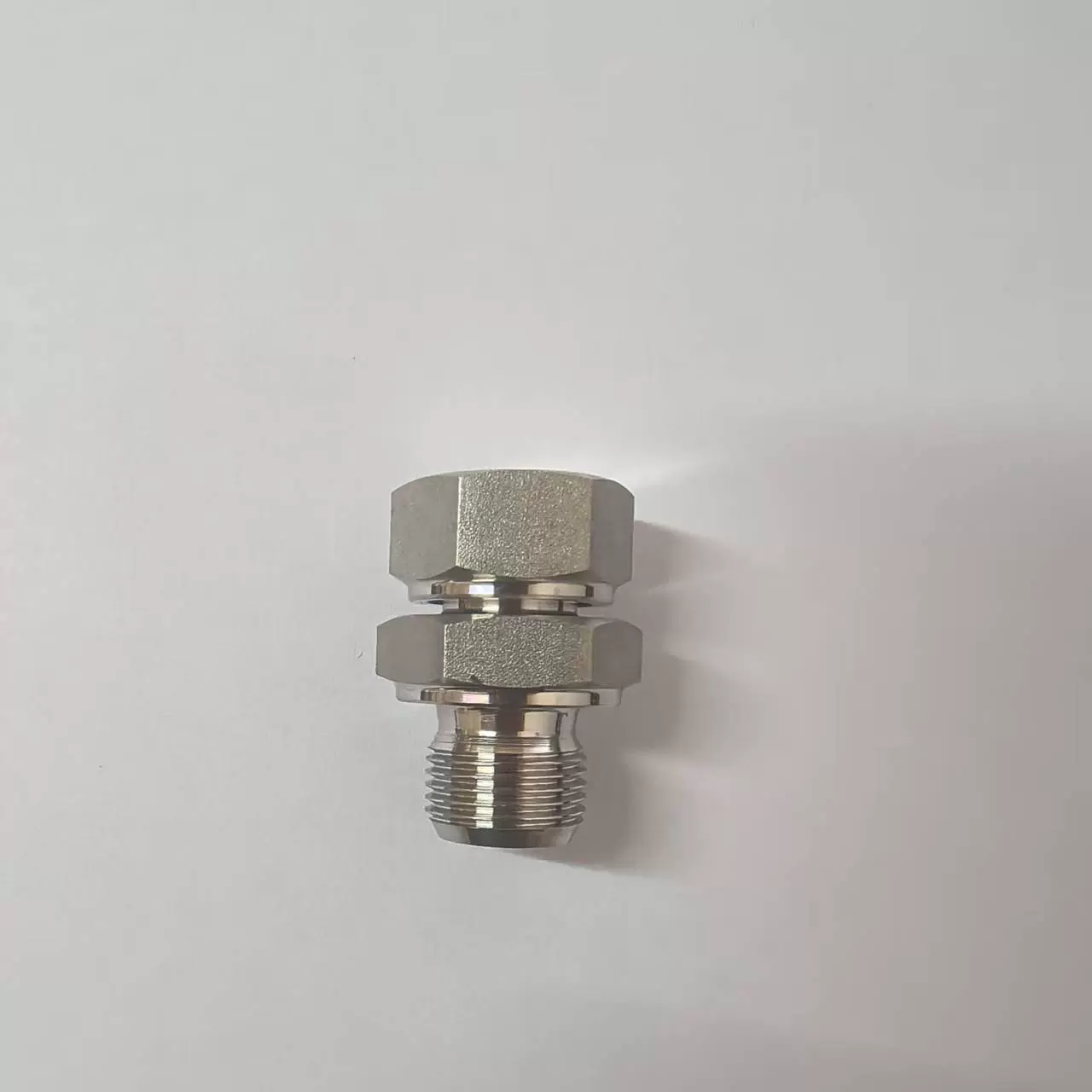 304不锈钢管卡套接头直通活动锁紧螺母316不锈钢双卡套传感器外壳