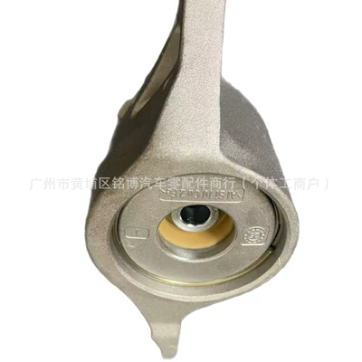 right of the Land Rover Range – damping system