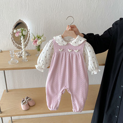 韩版秋季婴幼儿花边小爱心洋气可爱女宝宝外出背带裤碎花上衣套装
