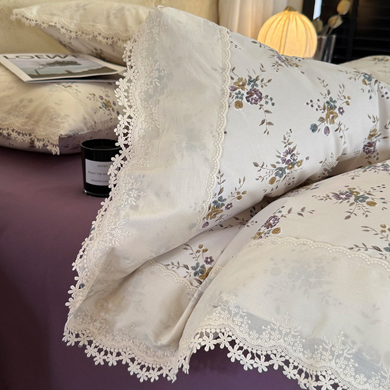 Korean-Style Hong Kong Retro Soft Cotton Four-Piece Set with Sexy Lace Trim, Duvet Cover, Bed Sheet Three-Piece Set, Princess Style