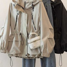 时尚休闲大码短款风衣开春外套女百搭宽松显瘦设计冲锋衣棒球夹克