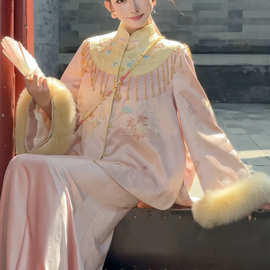 「金桂流纱」柔粉缎面温婉气质复古新中式国风精致流光氛围感外套