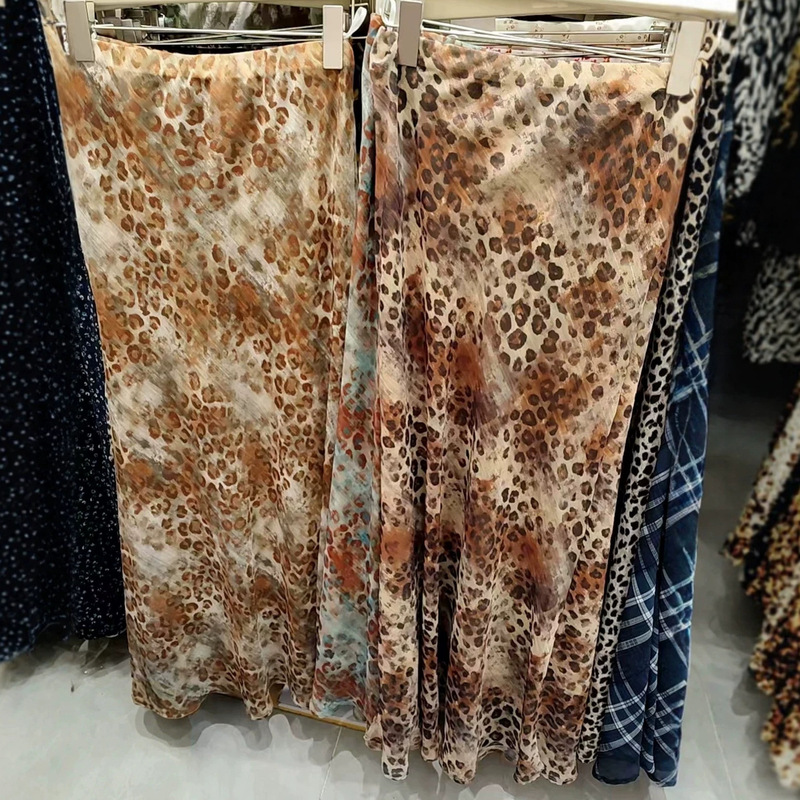 In-Stock Leopard Print Chiffon Skirt. Leopard Aesthetic Gold Thread Chiffon Skirt, Elegant and Slimming, Versatile and Eye-Catching Leopard Print Skirt In-Stock Leopard Print Chiffon Skirt. Leopard Aesthetic Gold Thread Chiffon Skirt, Elegant and Slimming, Versatile and Eye-Catching Leopard Print Skirt