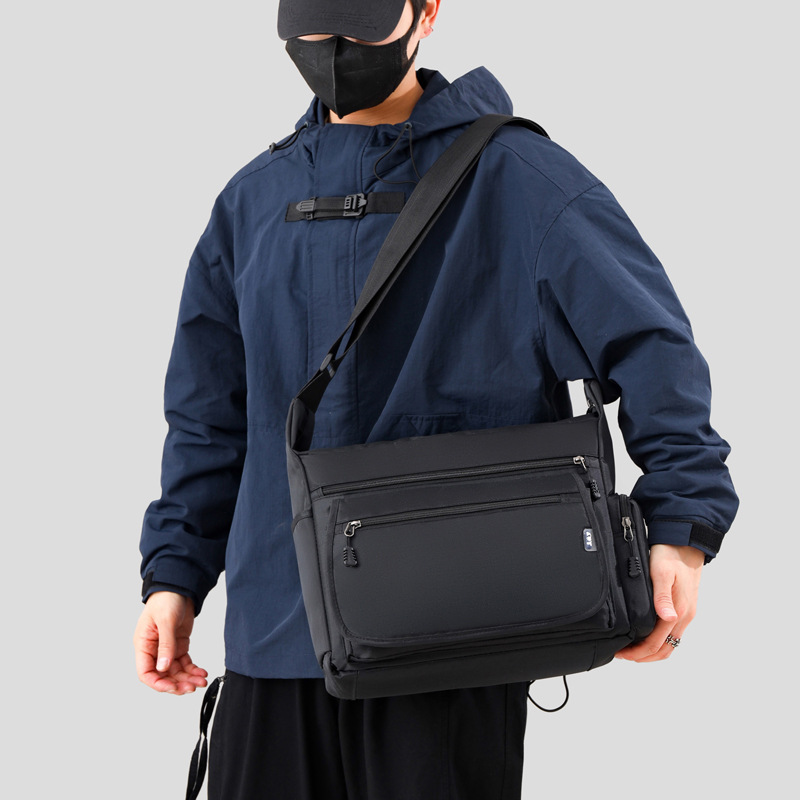 Bolso bandolera de negocios para hombres Tela Oxford anti-salpicaduras Viajes de ocio Bolso bandolera de almacenamiento multifuncional de gran capacidad al por mayor