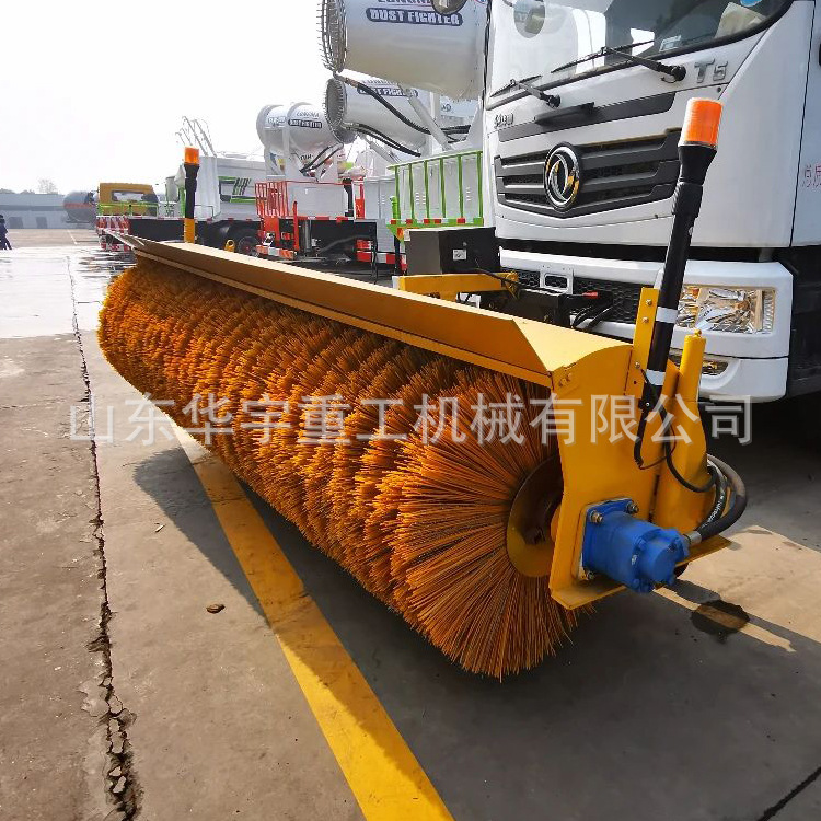 华宇供应除雪车用雪滚刷  车载式除雪滚刷  2米扫雪滚刷