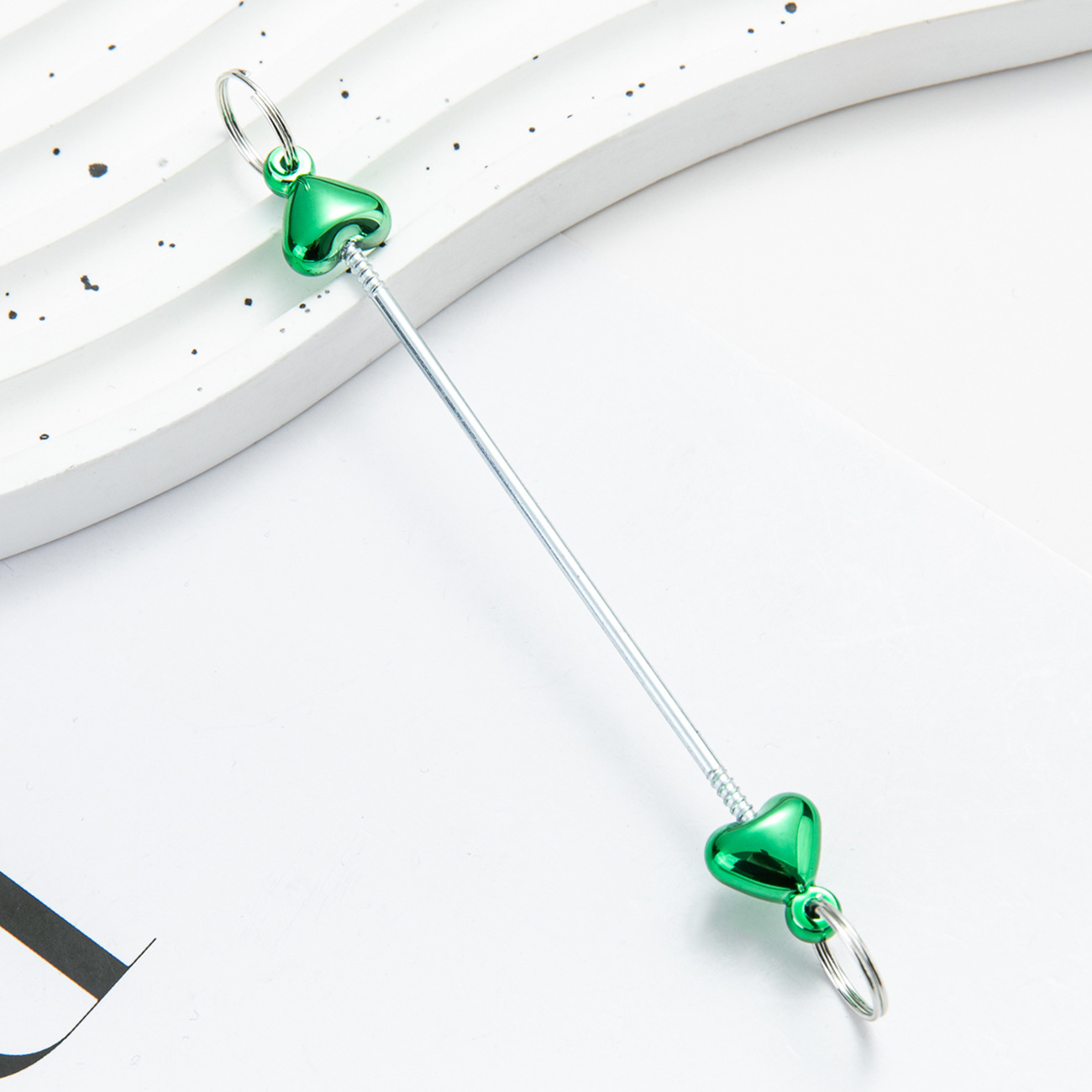 Creativo colgante de accesorios de llavero de amor con cuentas de bricolaje nuevo poste de plástico con cuentas accesorios de llavero con cuentas