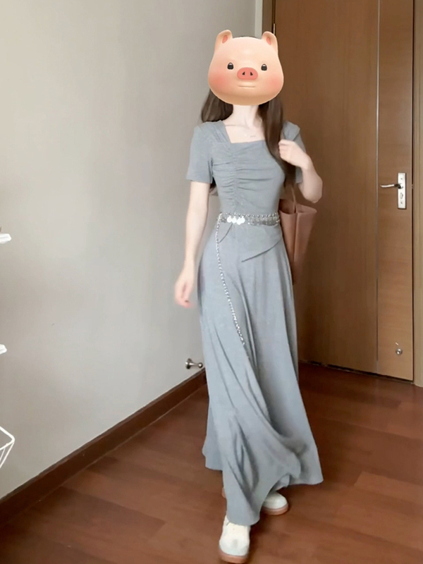 2025新款小个子慵懒风灰色连衣裙子女夏季法式高级感穿搭长裙套装|undefined