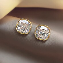 方钻金色波纹耳钉精致小巧耳环高级感轻奢时尚气质水晶耳饰批发