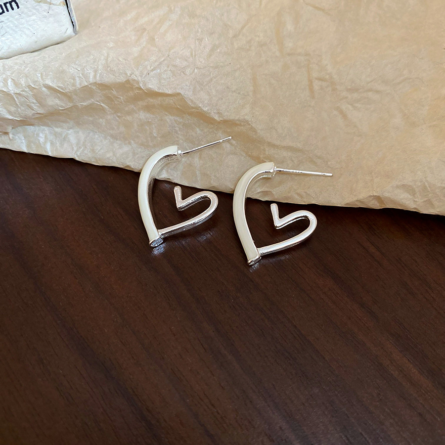 Pendientes de flores de color dopamina Pendientes dulces y frescos de primavera y verano Pendientes pequeños y elegantes de alta gama para mujer