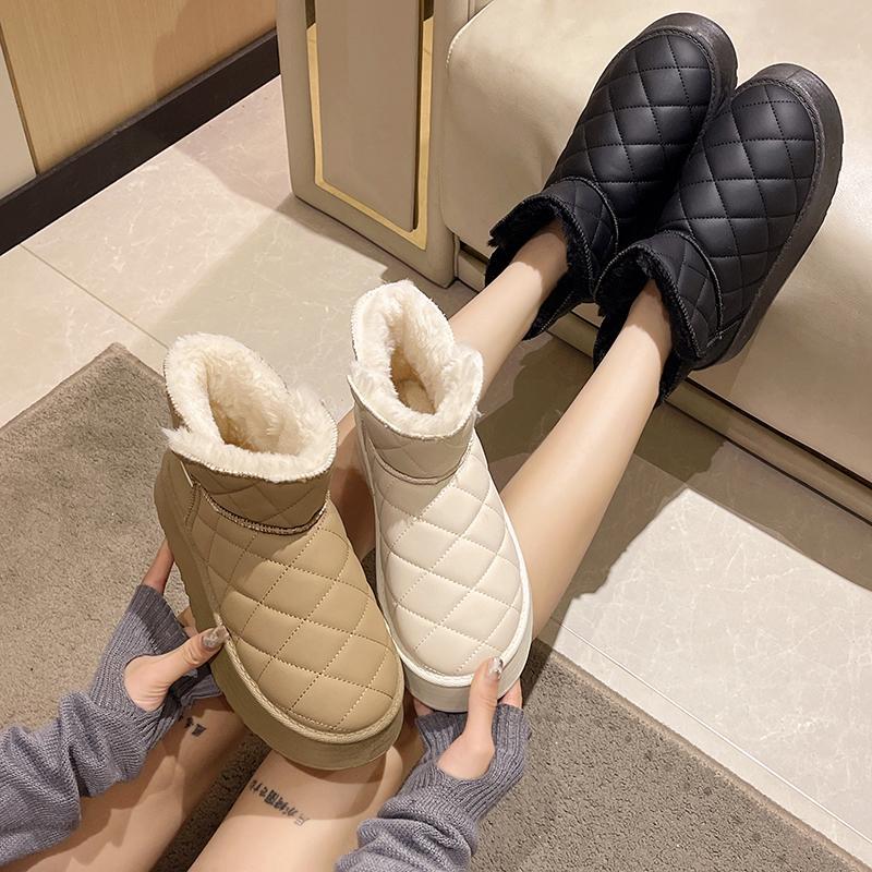 스노우 부츠 여성 2024 대외 무역 겨울 새로운 두꺼운 밑창 다재다능한면 신발 트렌드 기모 두꺼운 따뜻한 짧은 부츠