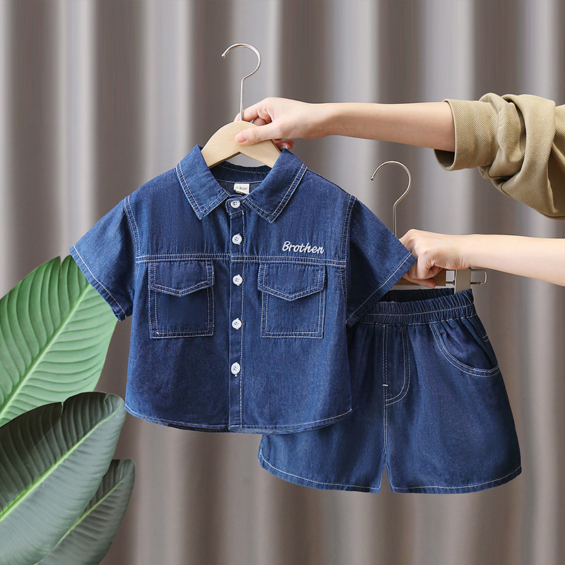 7216 traje de mezclilla para niños camisa de manga corta de verano de dos piezas 2025 nuevo vestido de verano coreano de moda para niños