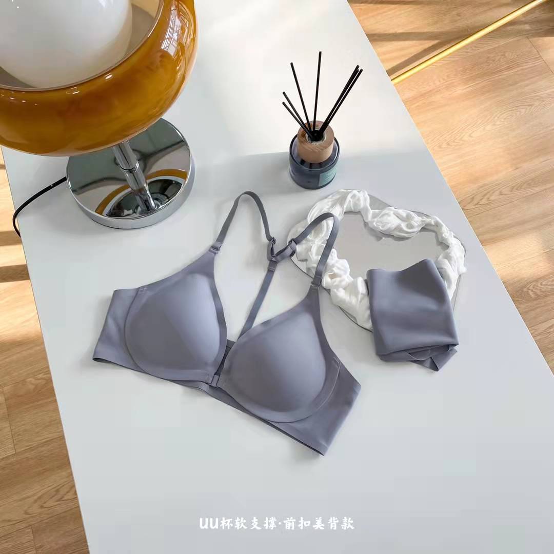 9d7b41cf629779d55a0fe86a87bd79