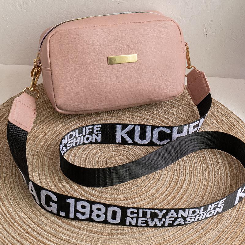 Verano y otoño estilo coreano nuevo monedero personalizado crossbody para teléfono móvil Bolsa de cámara de hombro impresa de una pieza para mujer 2023