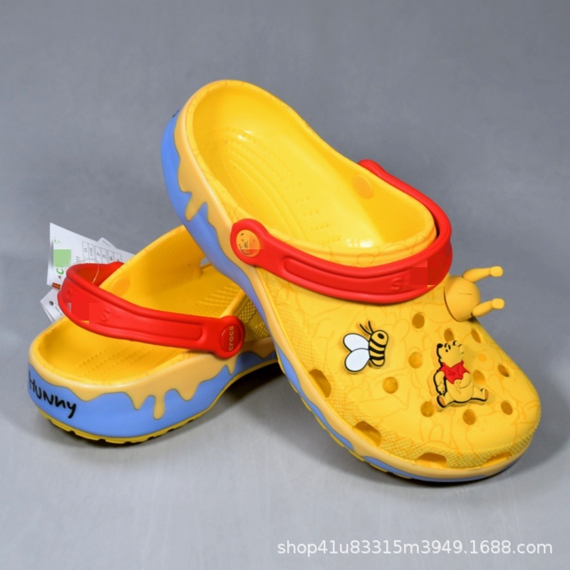New Yellow Classic Winnie the Pooh Adult and Children's Shoes, Parent-Child Style Clogs, Beach Shoes, Toe-Toe Slip-Ons