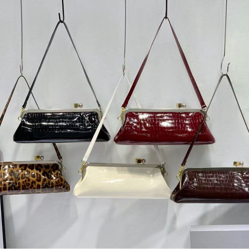 European and American Cross-Border French Cowhide Baguette Bag, Hand-Held Dress Evening Bag, Triangle Bag, Commuter Casual Shoulder Bag