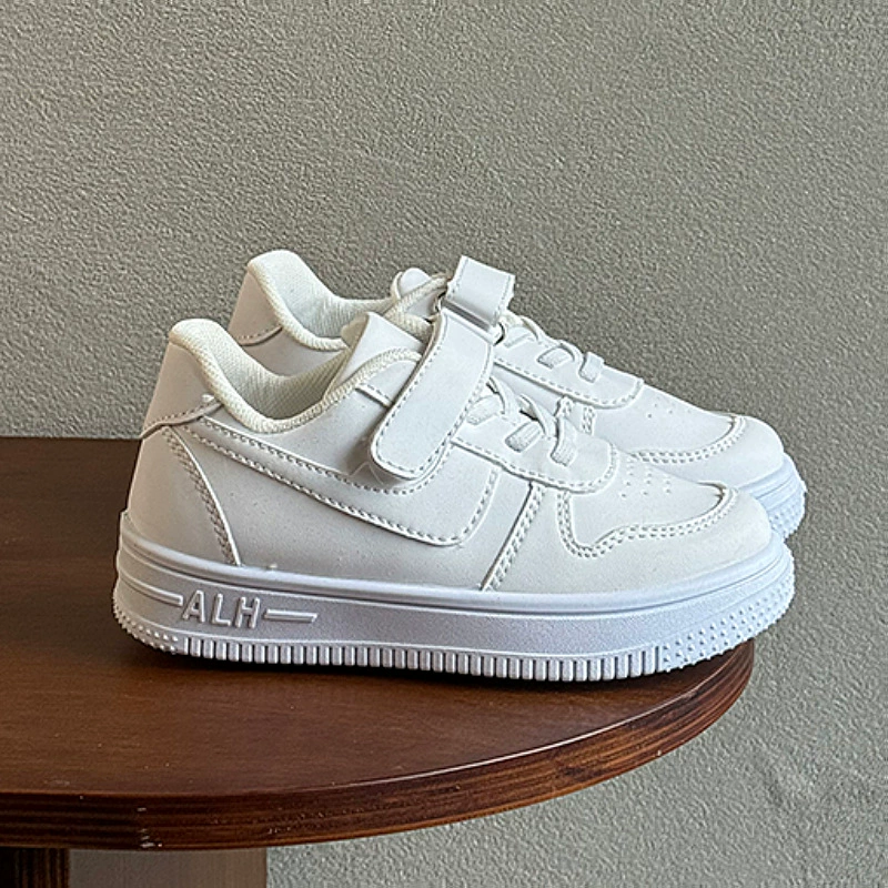 Children's fashionable universal non-slip comfortable sports shoes for men and women, soft sole