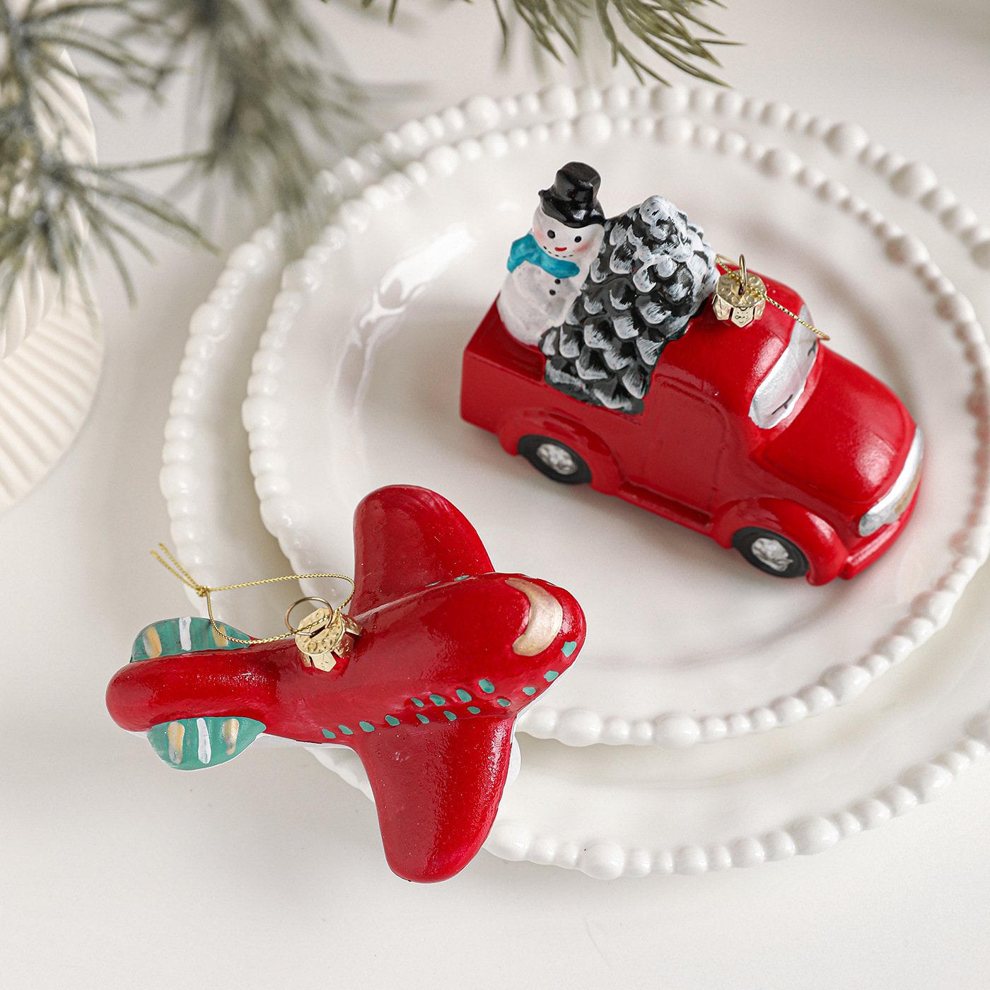 Nuevo color rojo y blanco dibujos animados colgantes de plástico Santa colgantes de árbol de Navidad decoración de atmósfera suministros de diseño