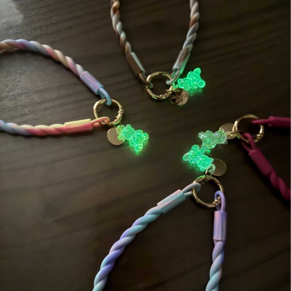 Oso luminoso cordón de teléfono móvil de silicona original anillo redondo suave cadena de teléfono móvil muñeca de silicona cordón de teléfono móvil anti-perdido