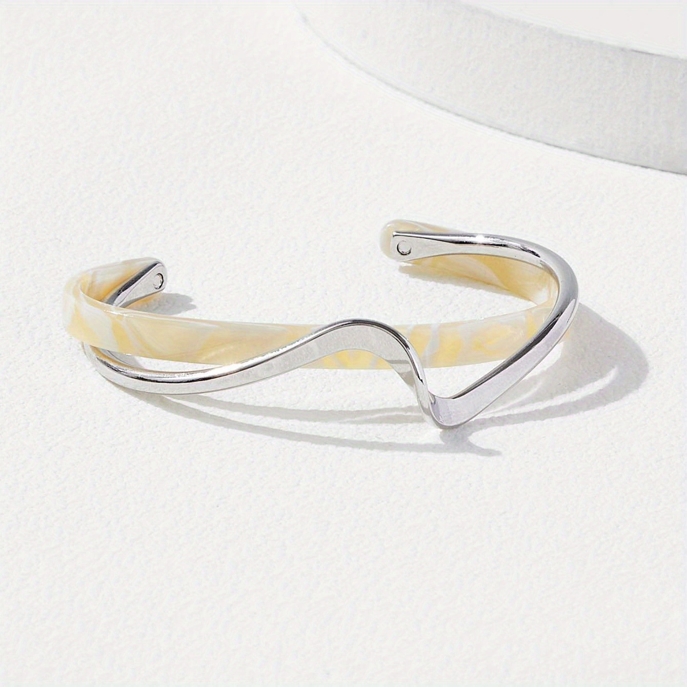 Europa y los Estados Unidos imitación de frita geométrica círculo abierto doble pulsera chapado en oro simple nicho temperamento de alta joyería para mujeres