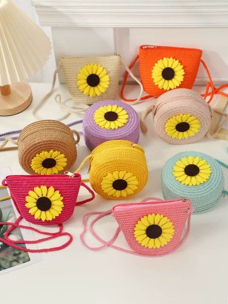 Summer Kidsren's Small Bag Female Cute Cross-Body Boy Fashion Straw Bag Woven Bag 2025 New Pastoral Style Seaside