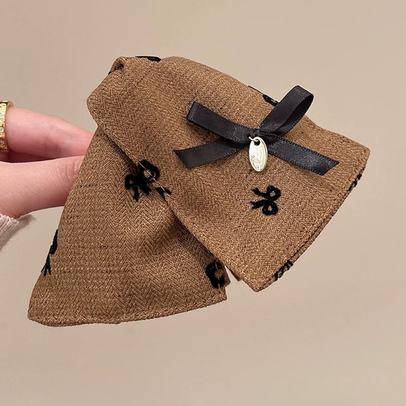 Audrey Hepburn clip nuevo clip de cabello de perla de cola de caballo alta cabeza trasera clip de cabello de tiburón tocado clip de cabello mujer